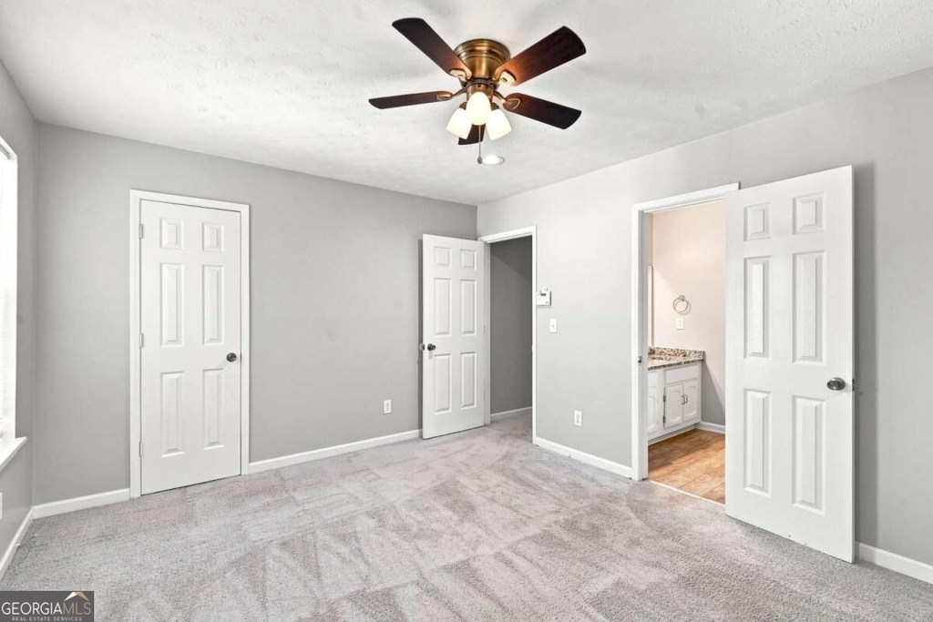 5557 Clover Rise Lane - Photo 15