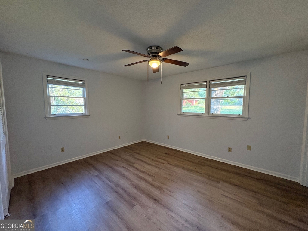 100 Cherry Street - Photo 15
