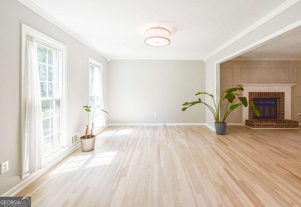 4571 Queen Anne Court Se - Photo 10