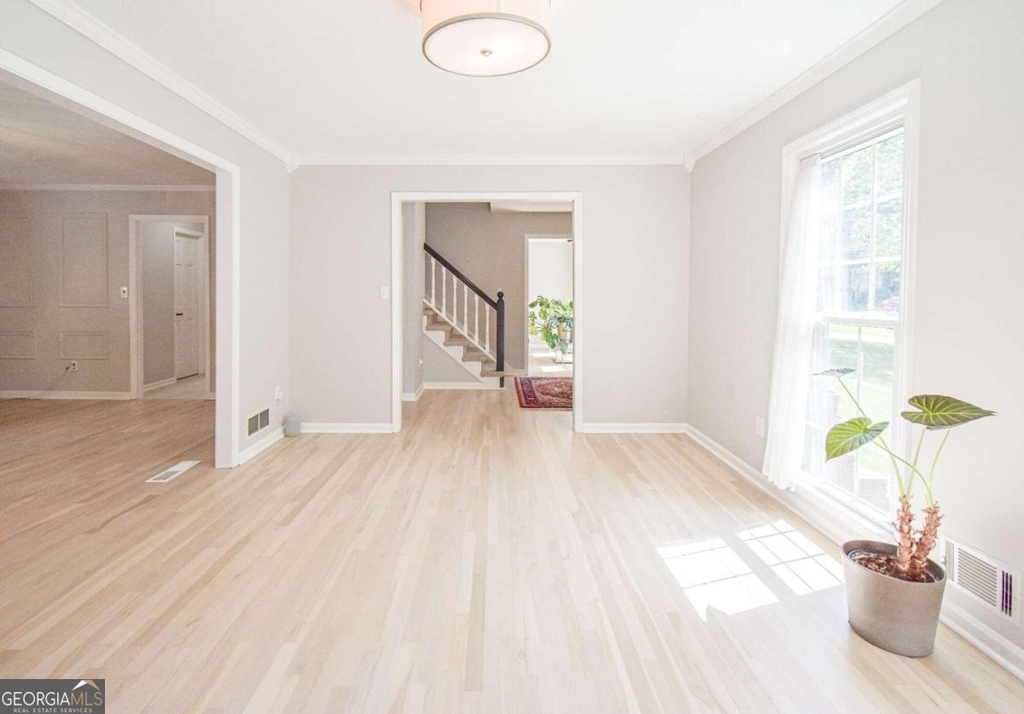 4571 Queen Anne Court Se - Photo 9
