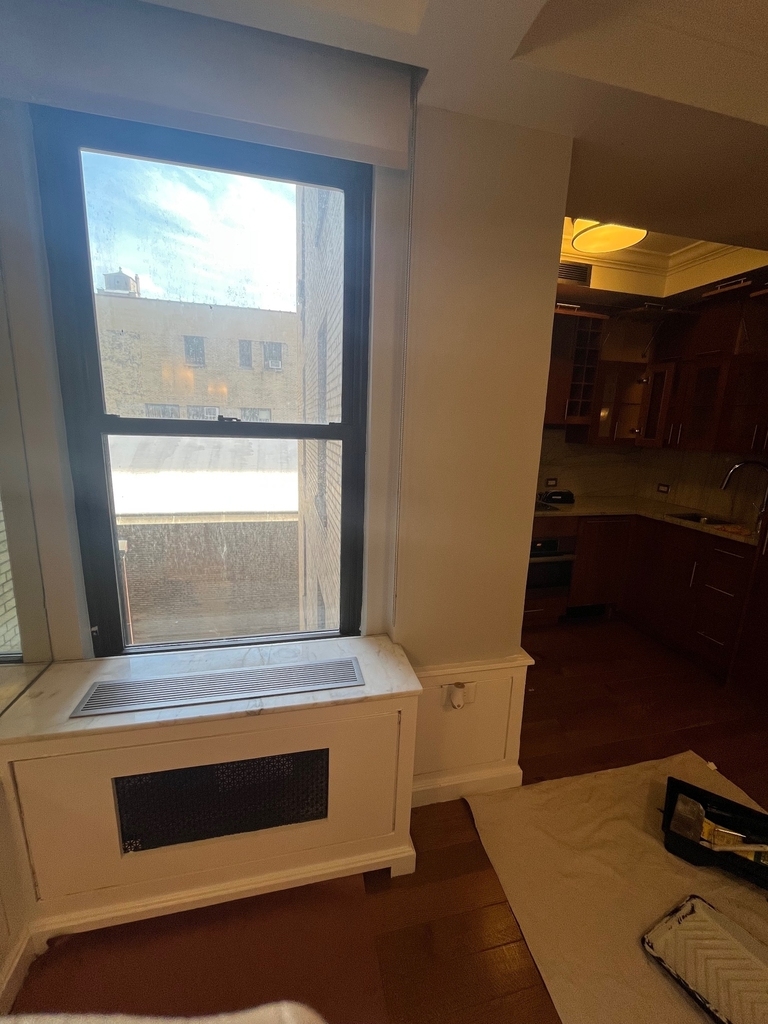 73rd St and Broadway - Photo 5