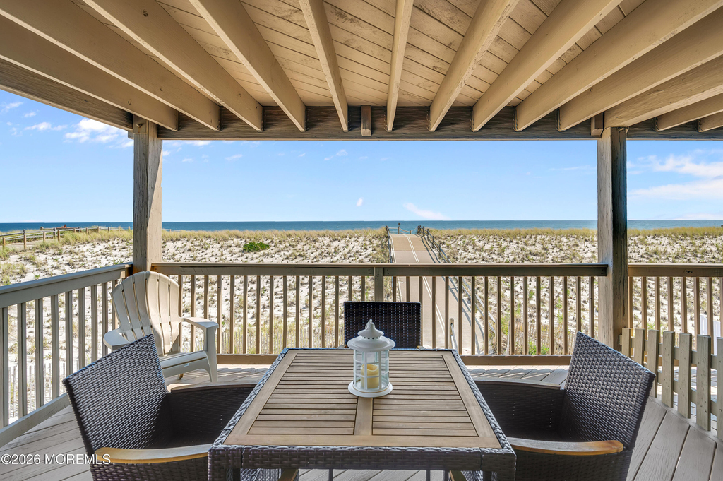 1926 Ocean Avenue - Photo 4