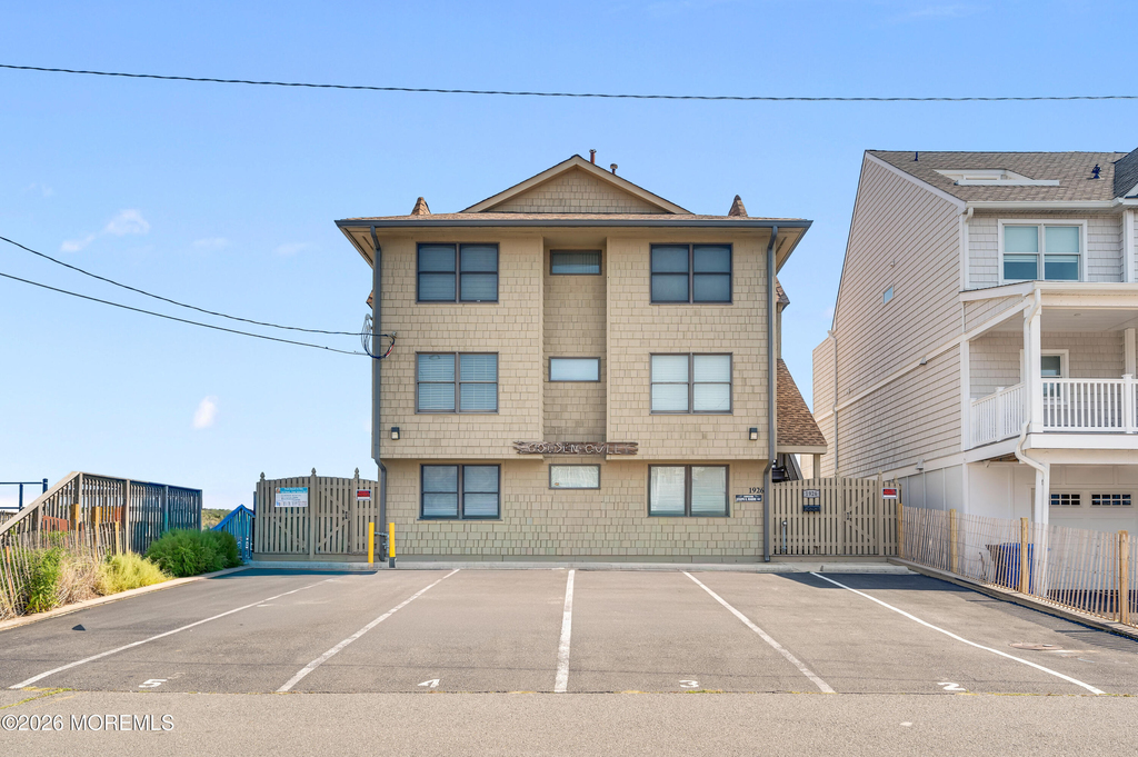 1926 Ocean Avenue - Photo 27