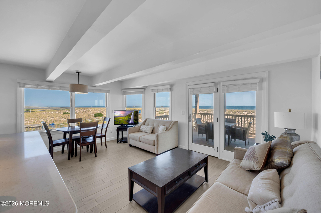 1926 Ocean Avenue - Photo 7