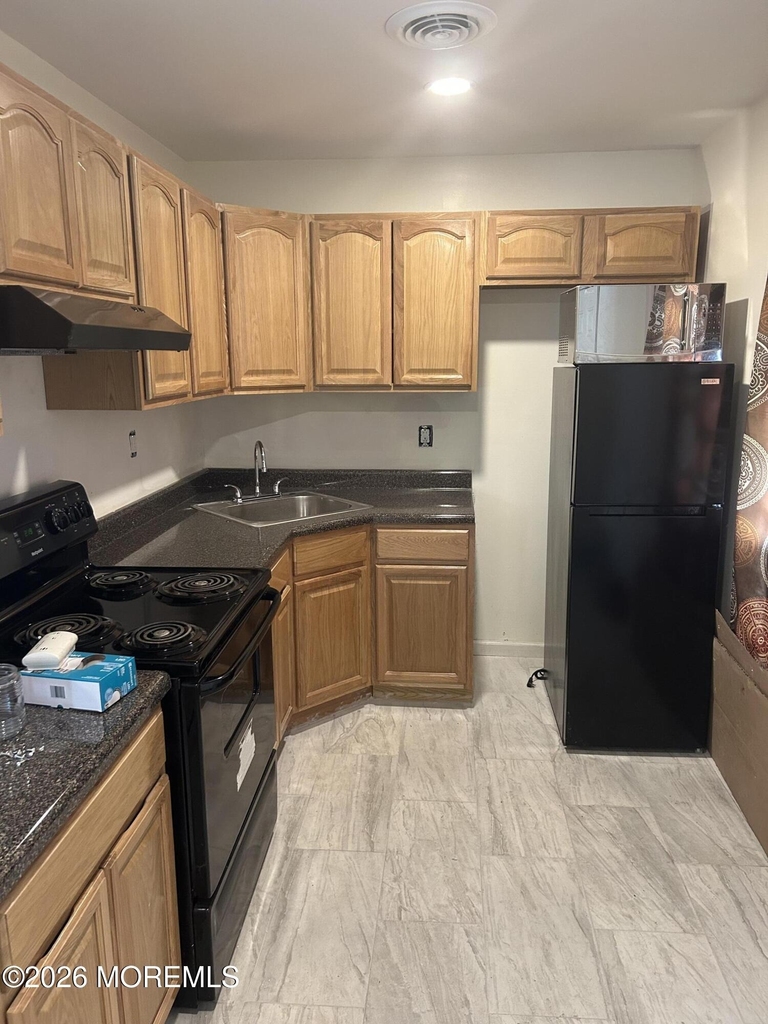 75 Shore Boulevard - Photo 3