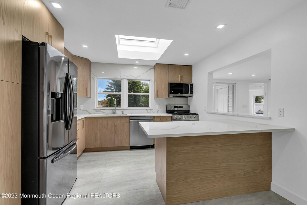 6 Virginia Terrace - Photo 2