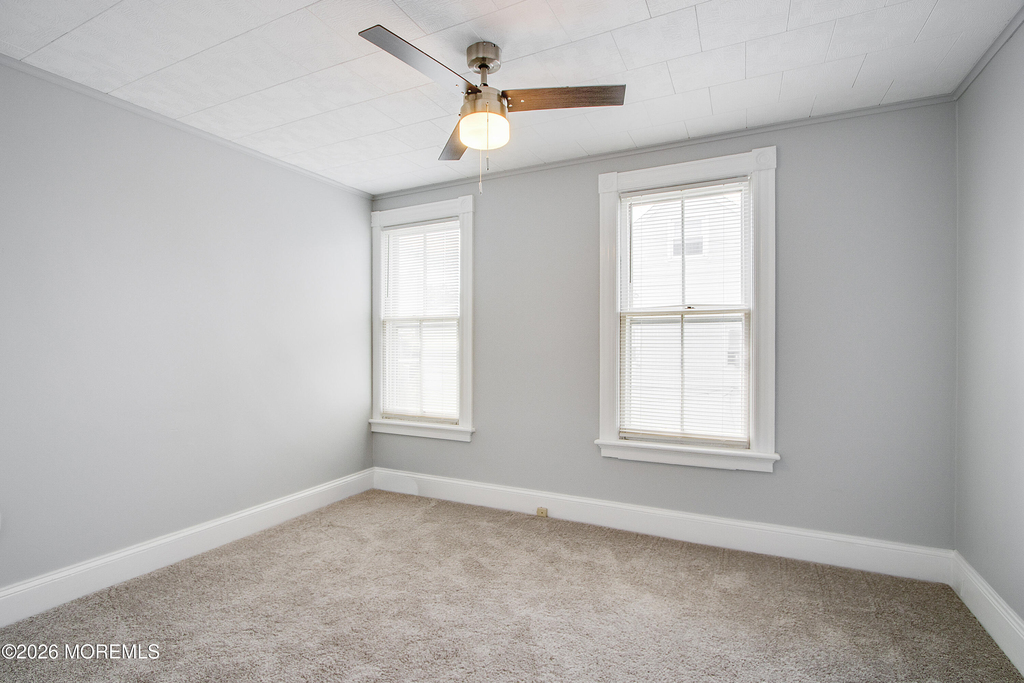 81 Woodbridge Avenue - Photo 12