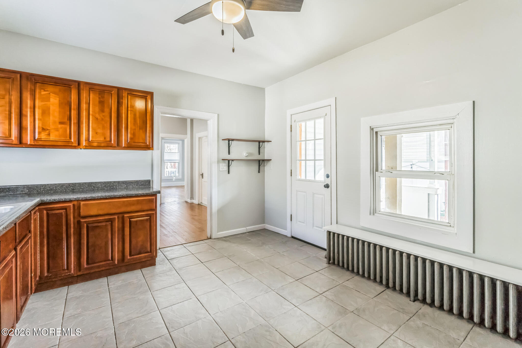192 Broad Street - Photo 2