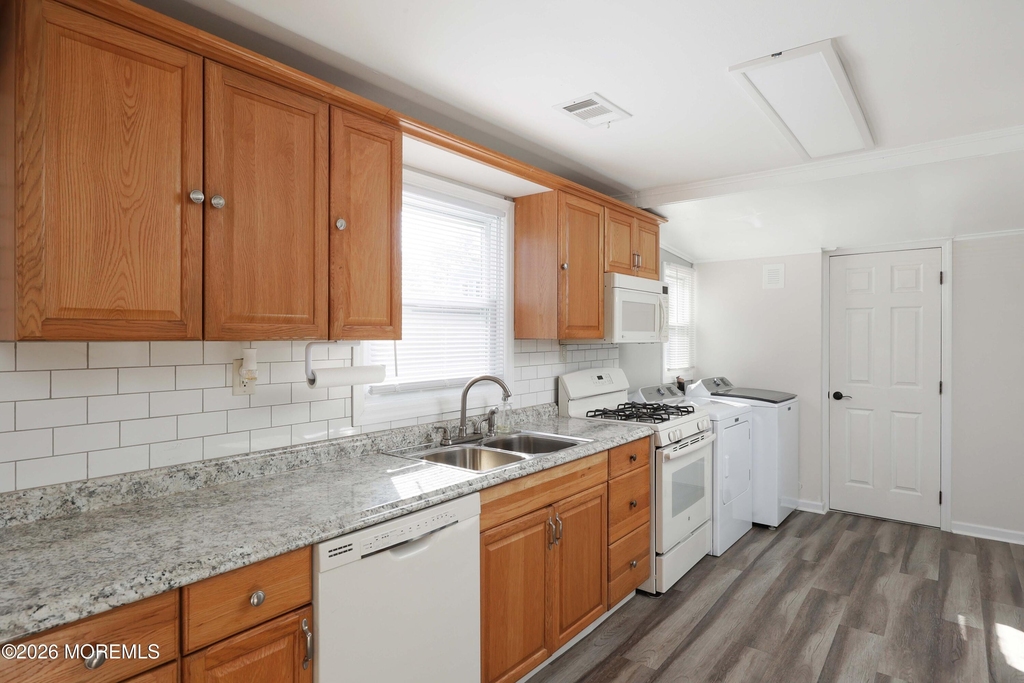 16 E Long Branch Avenue - Photo 6