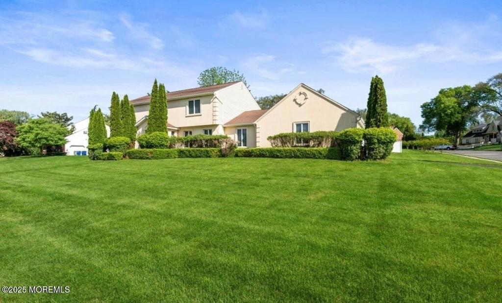16 Bridle Drive - Photo 17