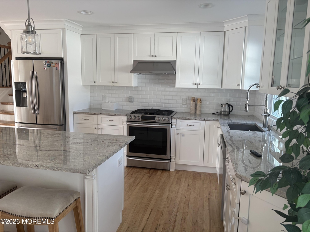 114 Sampson Avenue - Photo 1