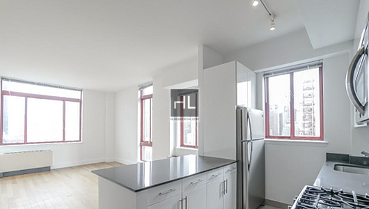 West 35th Street - Photo 0