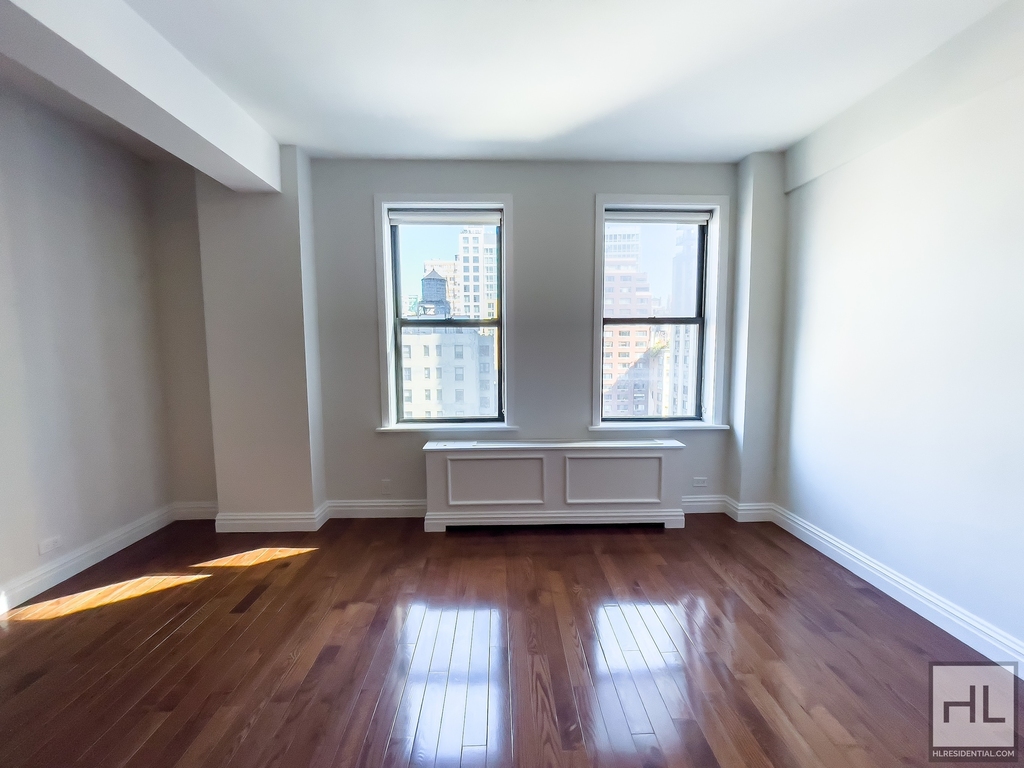 West 70th Street - Photo 0