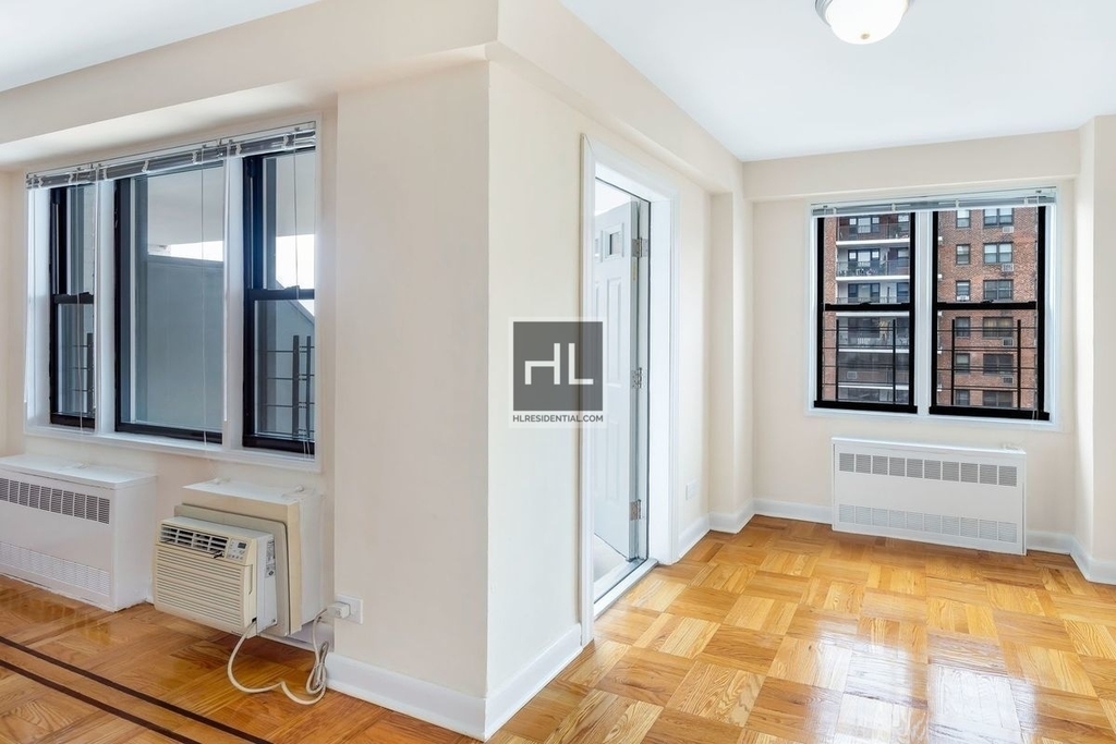 67th Avenue - Photo 0