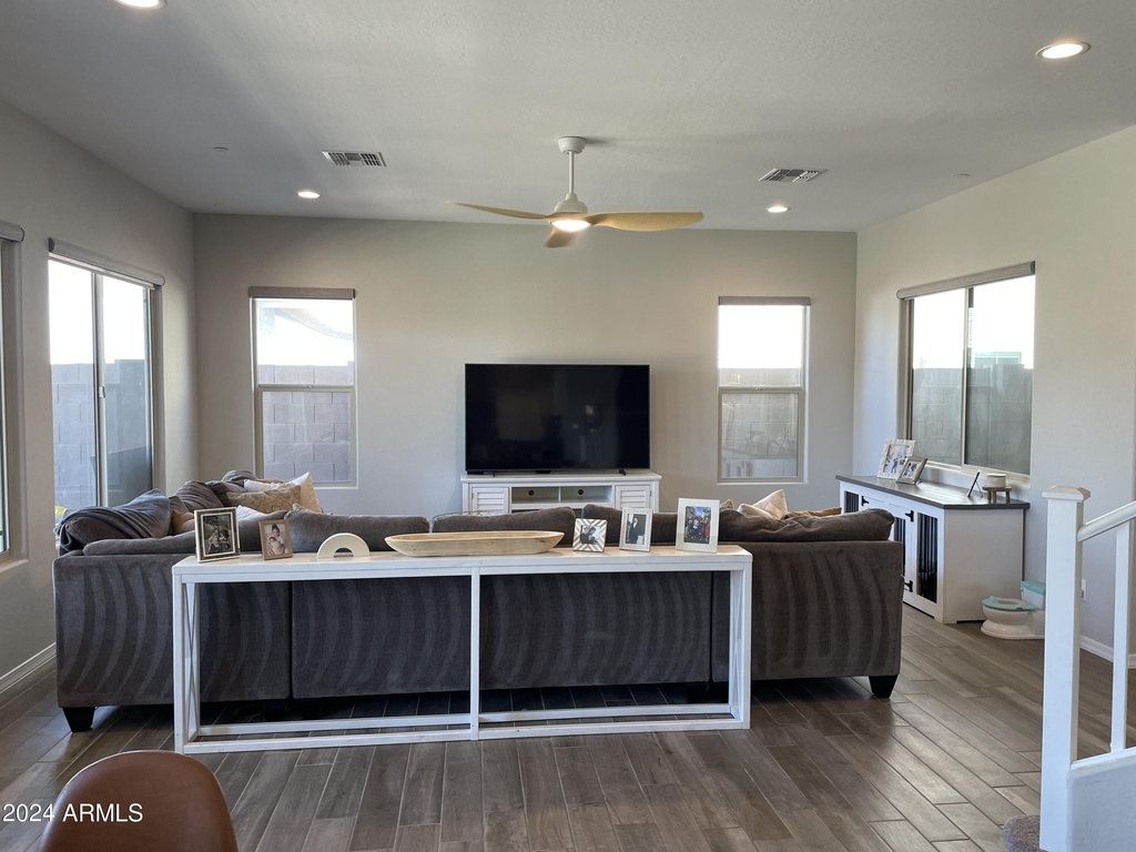 13158 W Brookhart Way - Photo 8
