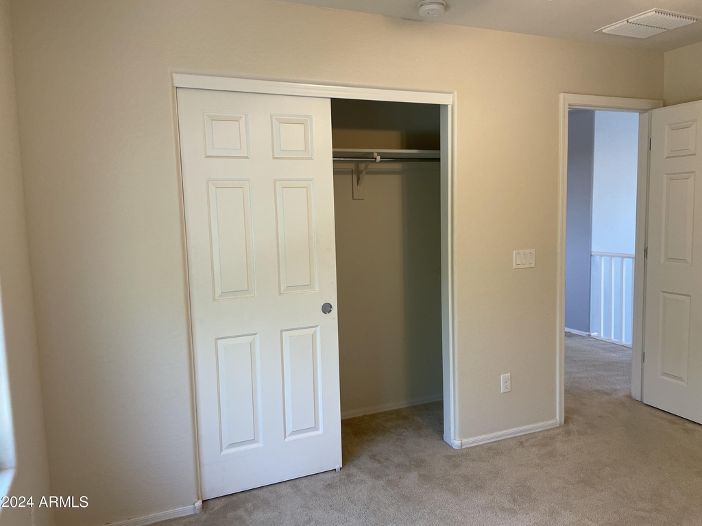 17560 W Lilac Street - Photo 28