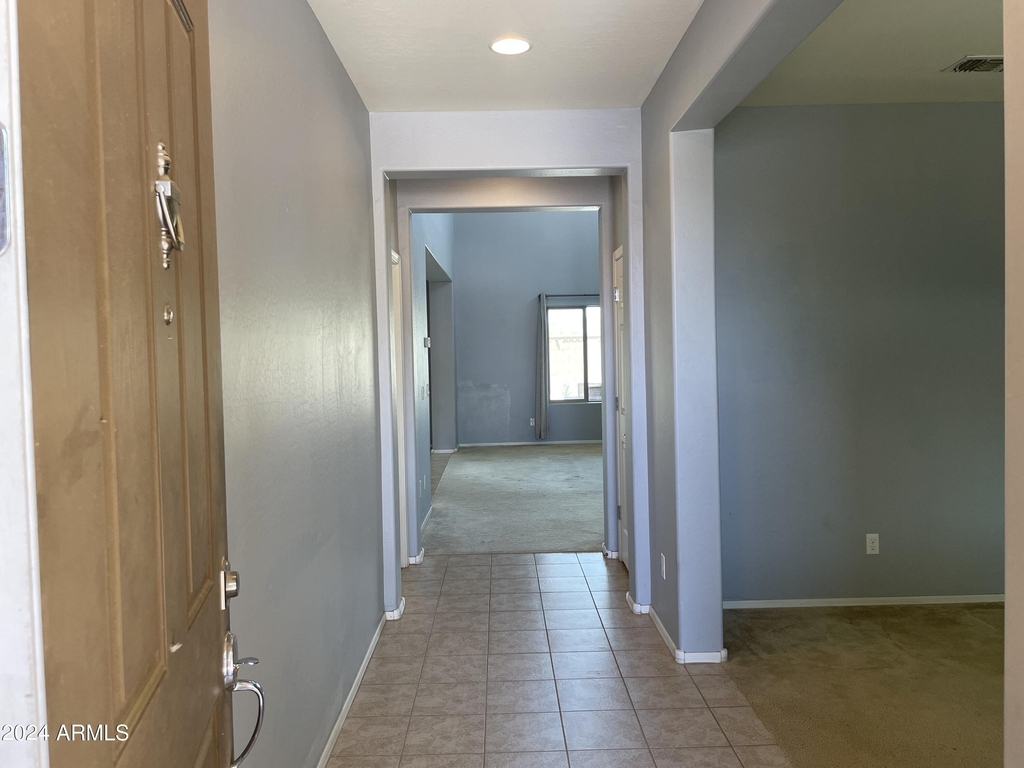 17560 W Lilac Street - Photo 3