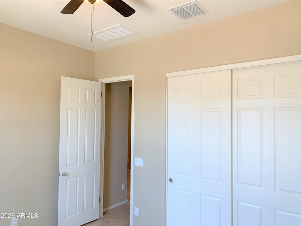14306 W Voltaire Street - Photo 9