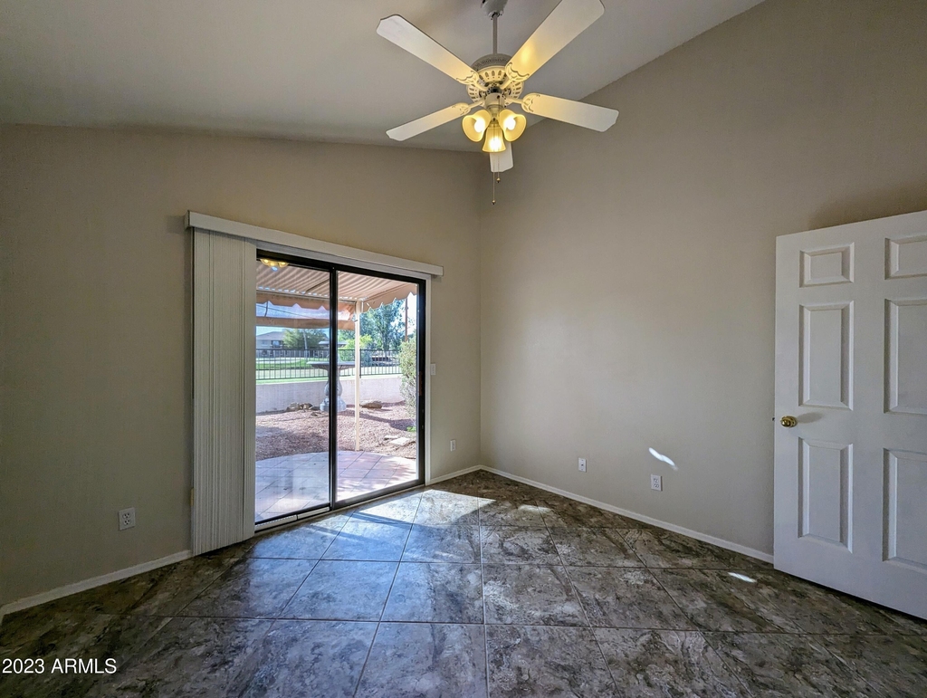 1902 N Barkley -- - Photo 25