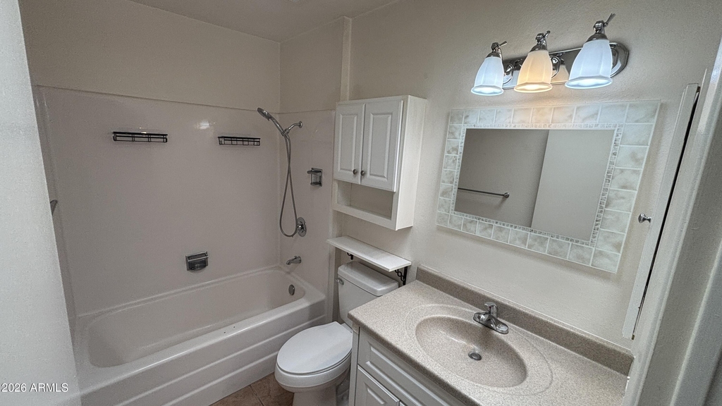 10537 W Coggins Drive - Photo 9