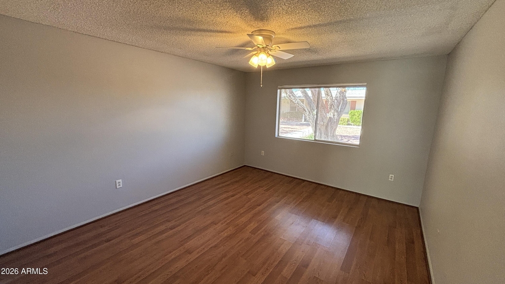 10537 W Coggins Drive - Photo 7
