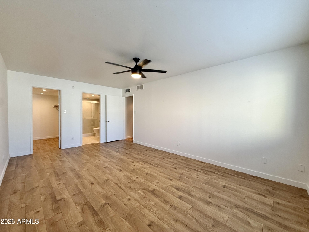 7850 E Camelback Road - Photo 17
