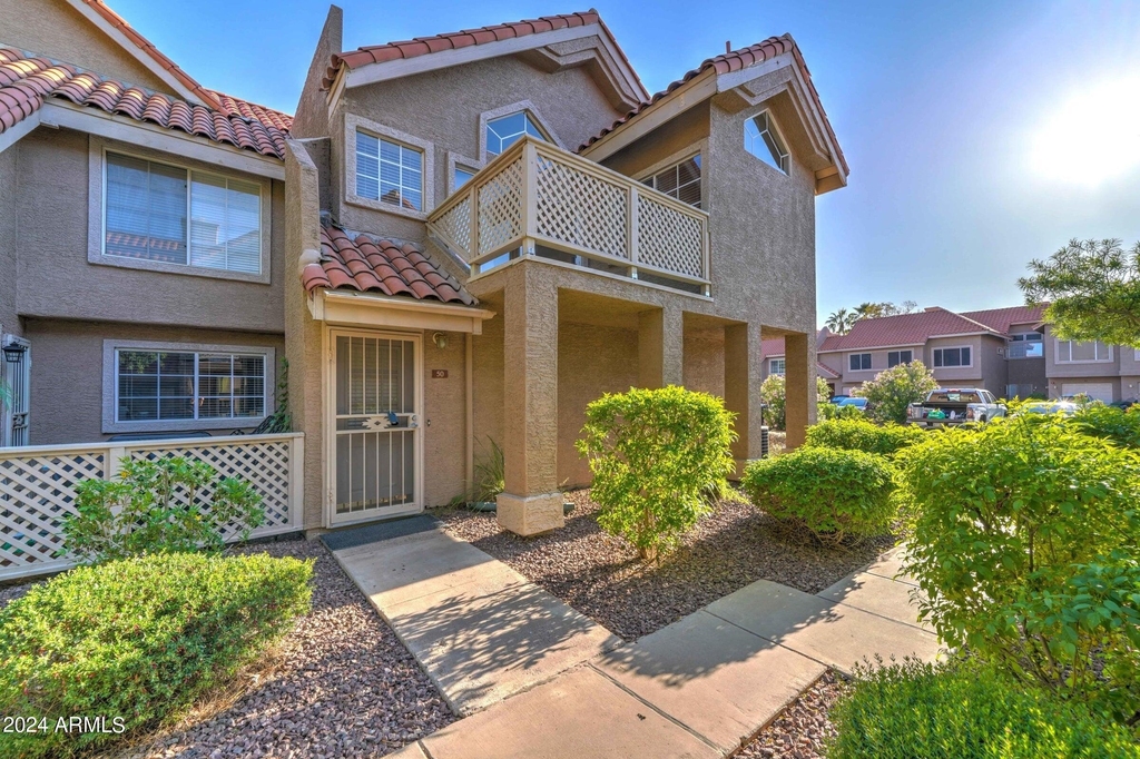 1633 E Lakeside Drive - Photo 2