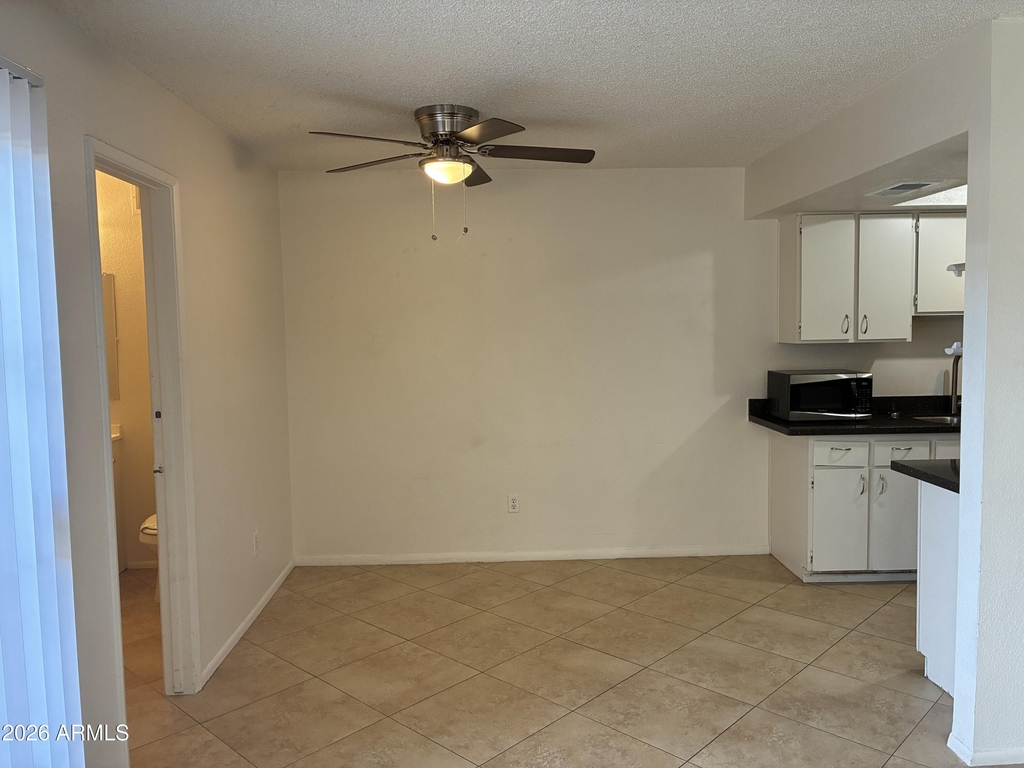 6009 W Townley Avenue - Photo 5