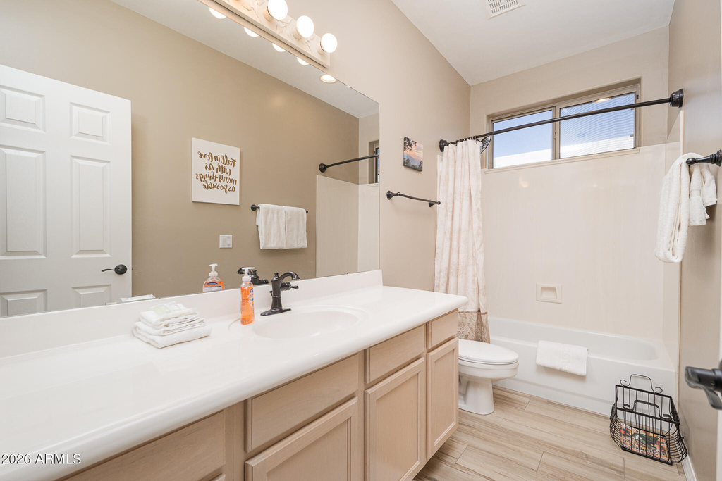 6037 W Robin Lane - Photo 20
