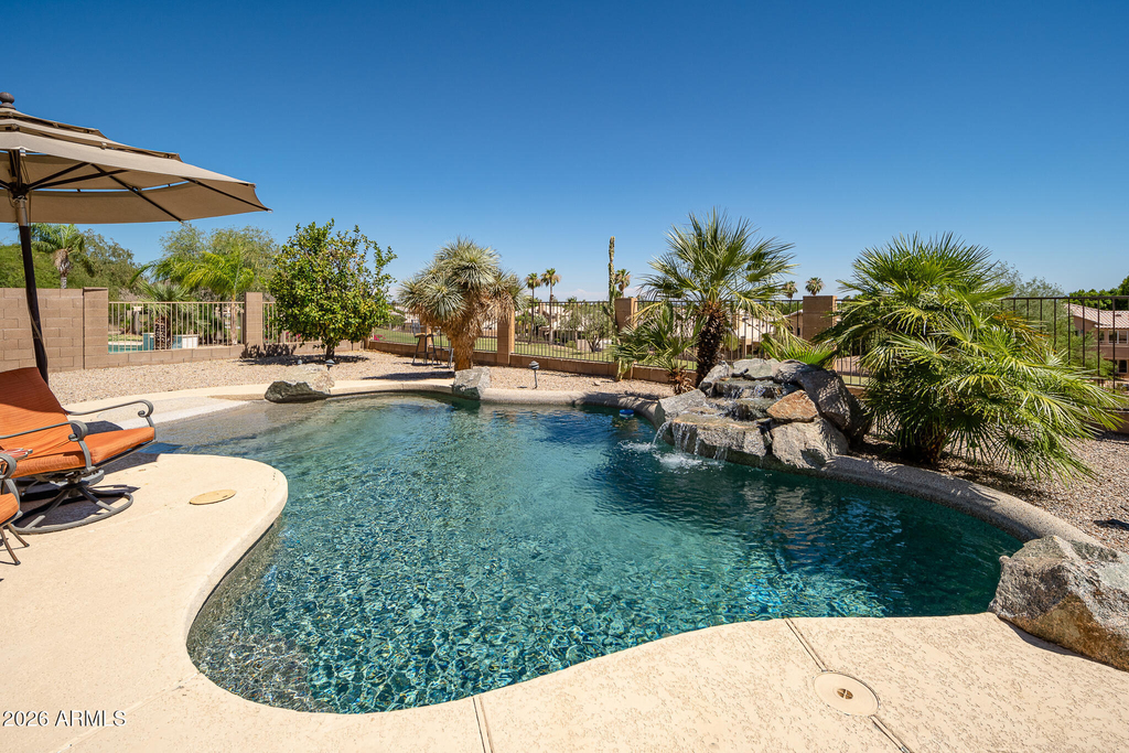 6037 W Robin Lane - Photo 23
