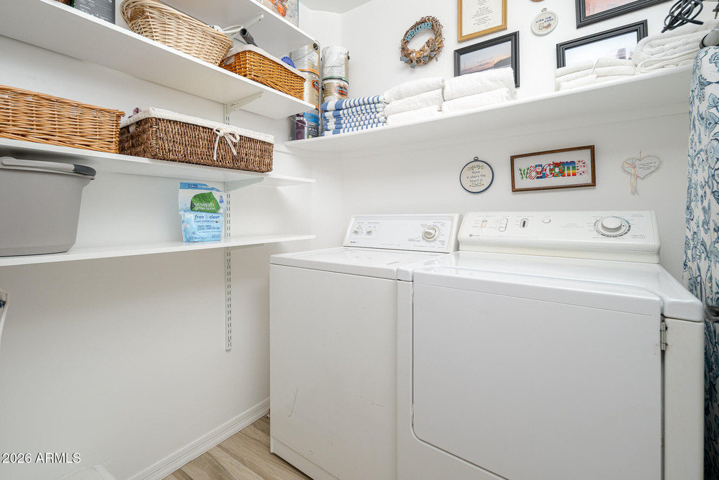 6037 W Robin Lane - Photo 18