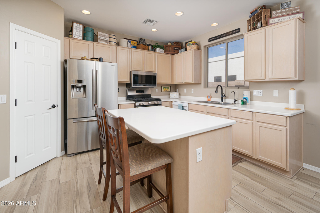 6037 W Robin Lane - Photo 9