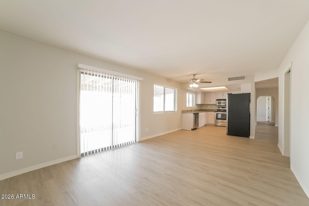 5006 W Torrey Pines Circle - Photo 2