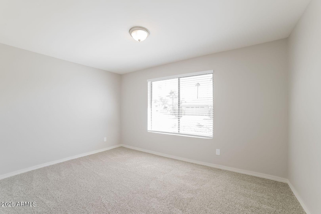 5006 W Torrey Pines Circle - Photo 9