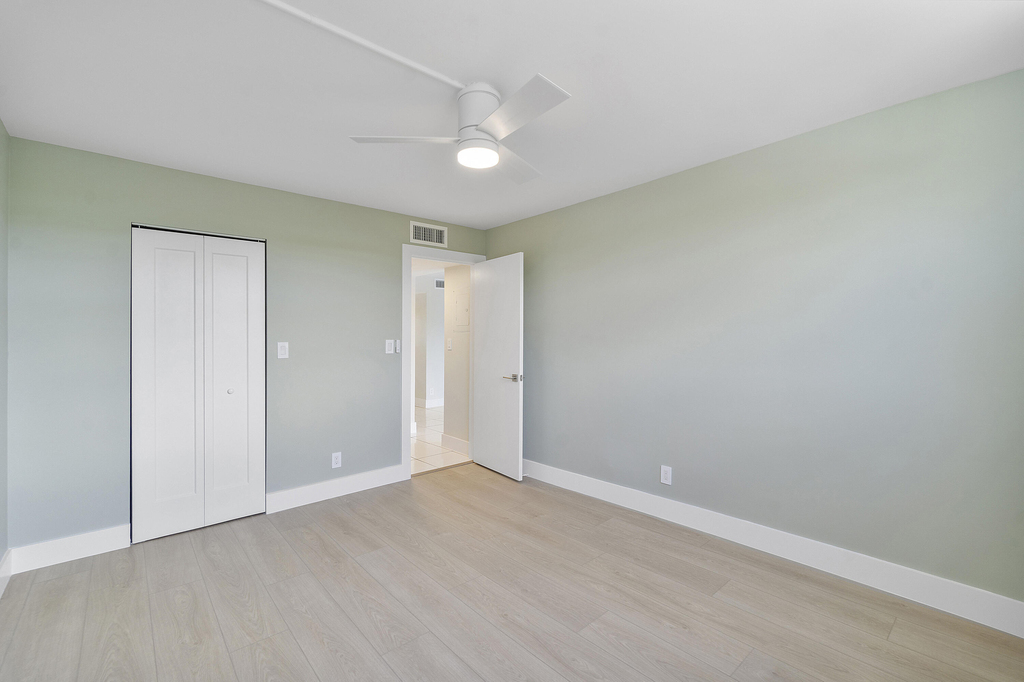 689 Ne 6th Court - Photo 10
