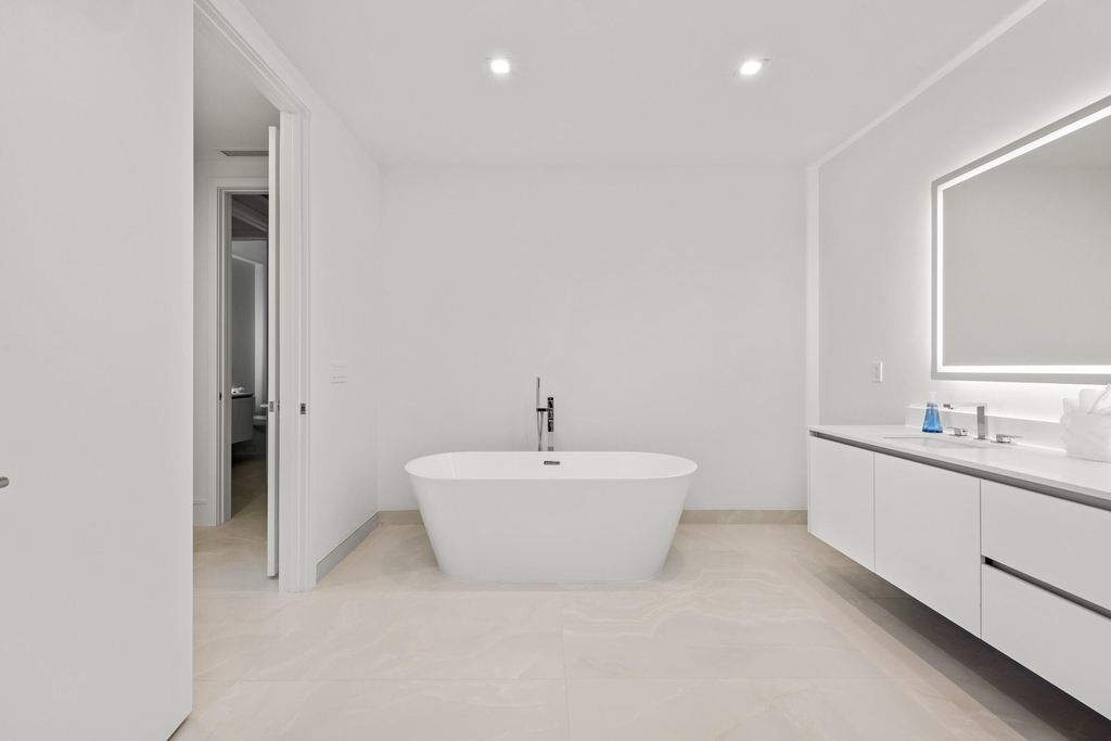 220 Lake Shore Drive - Photo 19