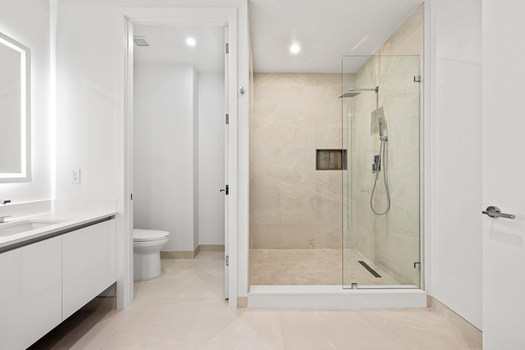 220 Lake Shore Drive - Photo 20