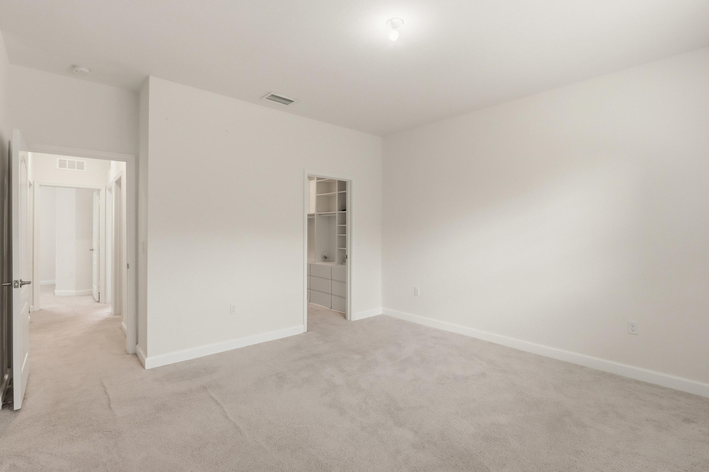 10021 W Villa Circle - Photo 13