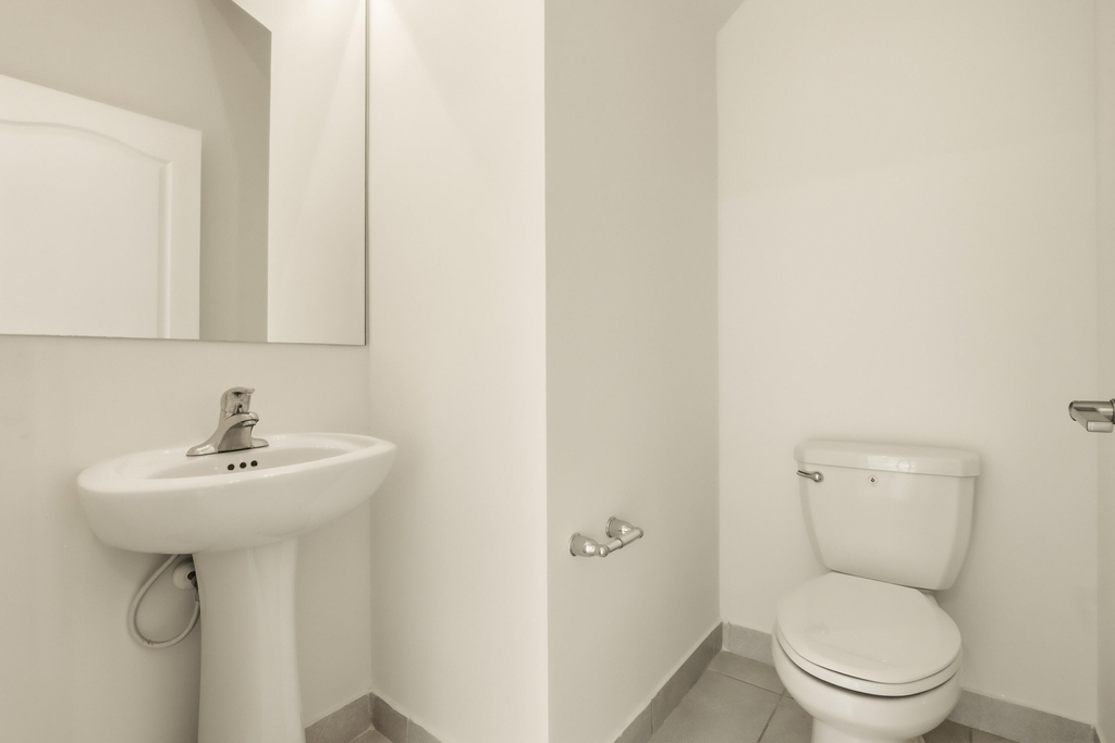 10021 W Villa Circle - Photo 10