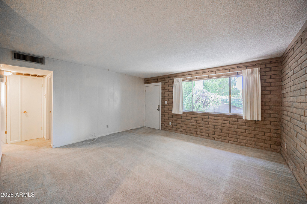2219 W Morten Avenue - Photo 3