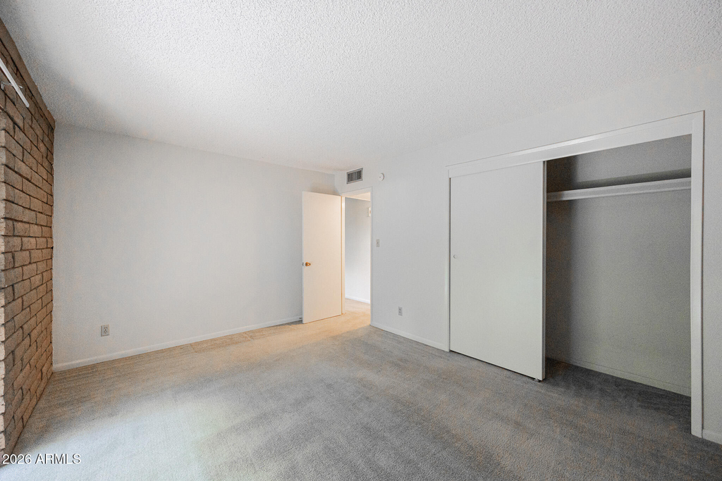 2219 W Morten Avenue - Photo 8