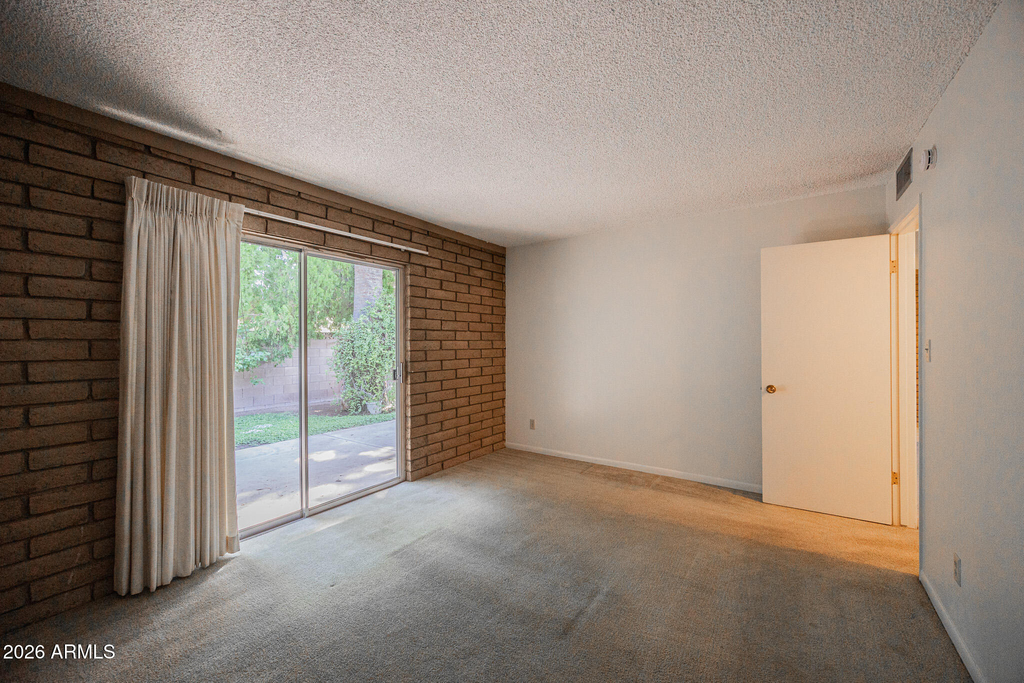 2219 W Morten Avenue - Photo 9
