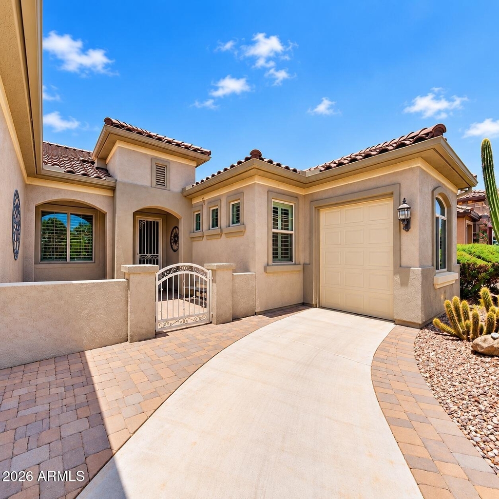 4210 N Potomac Drive - Photo 1