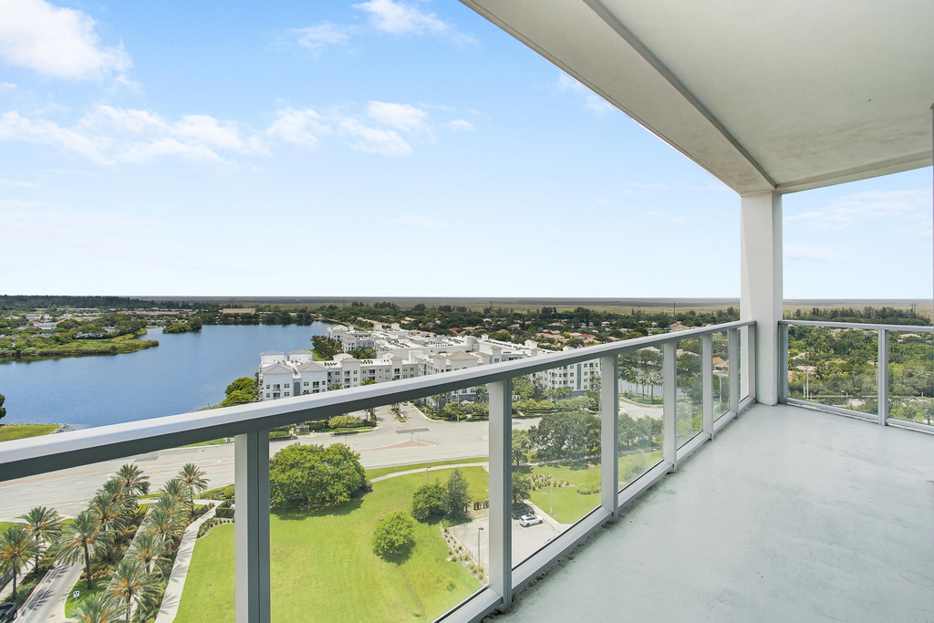 2000 Metropica Way - Photo 7