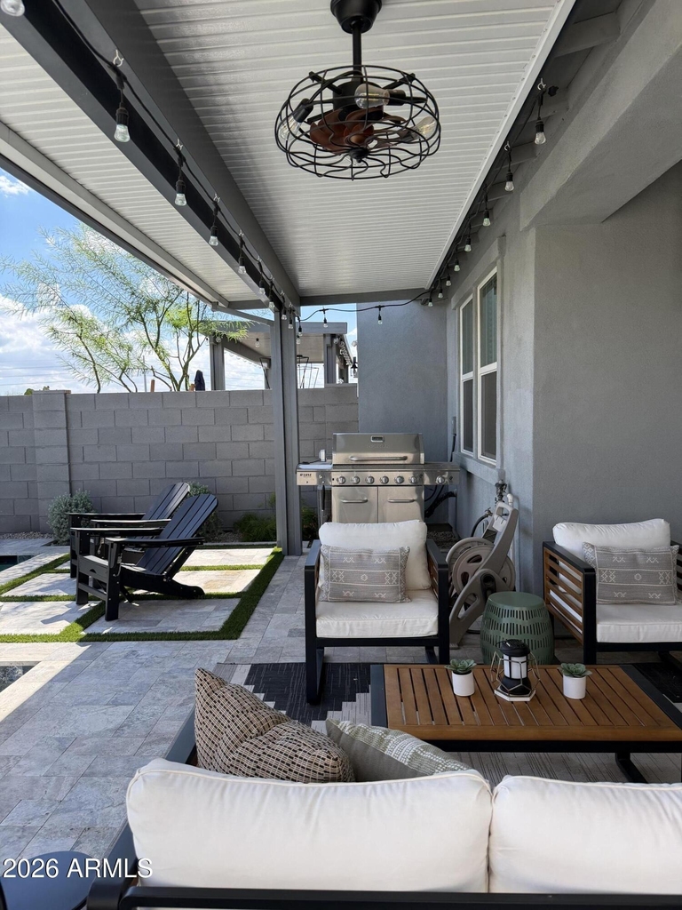 21083 N 58th Way - Photo 10