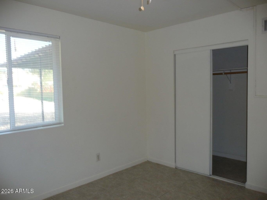 11232 N 15th Lane - Photo 4