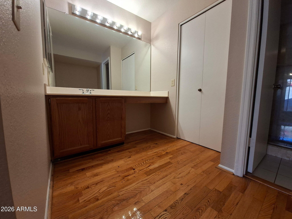 8750 W Grovers Avenue - Photo 21