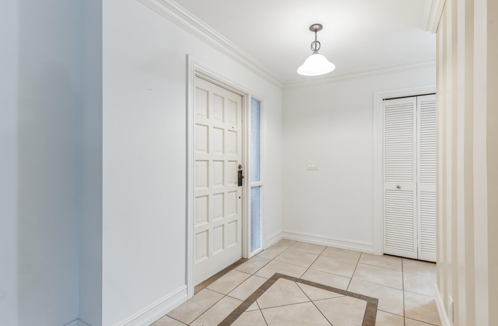 415 Pine Tree Court - Photo 8