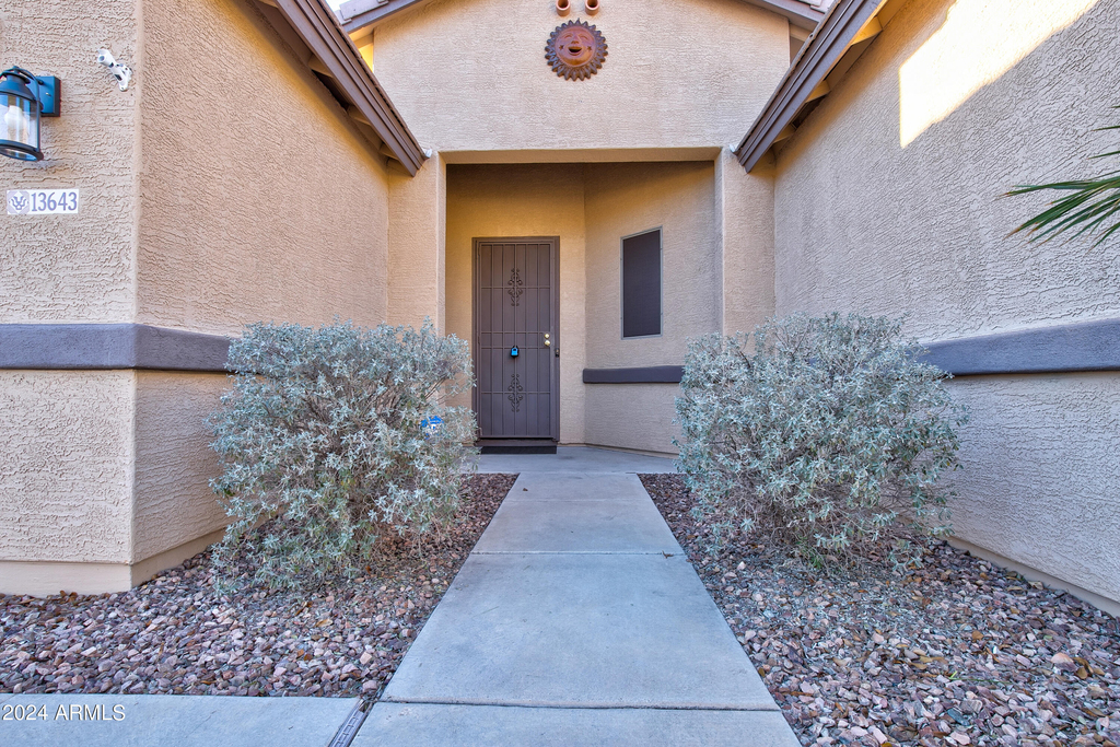 13643 W Country Gables Drive - Photo 5