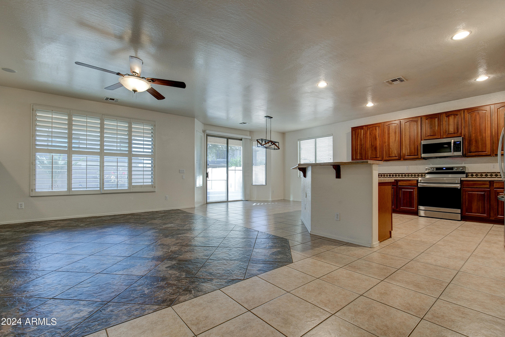 13643 W Country Gables Drive - Photo 9